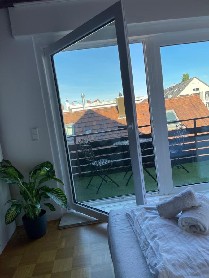 Flyhigh Apartment Stuttgart Buitenkant foto