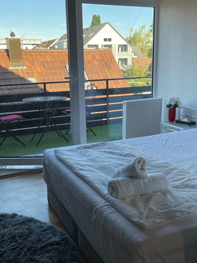 Flyhigh Apartment Stuttgart Buitenkant foto