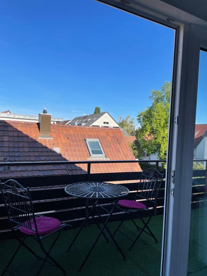 Flyhigh Apartment Stuttgart Buitenkant foto