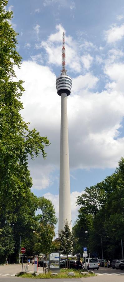 Flyhigh Apartment Stuttgart Buitenkant foto